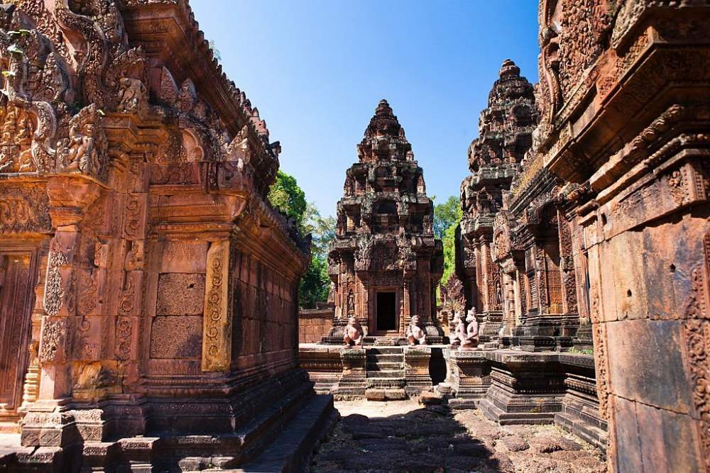 באנטי סריי (Banteay Srei) 